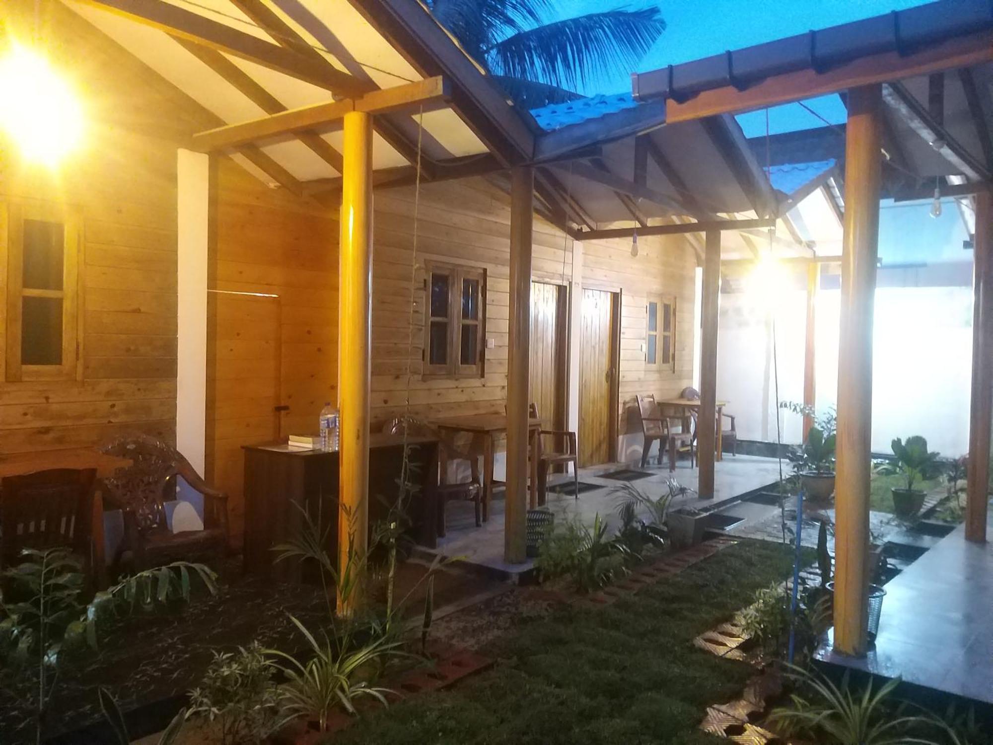 Dot Bey Beach Cabana Trincomalee Kültér fotó