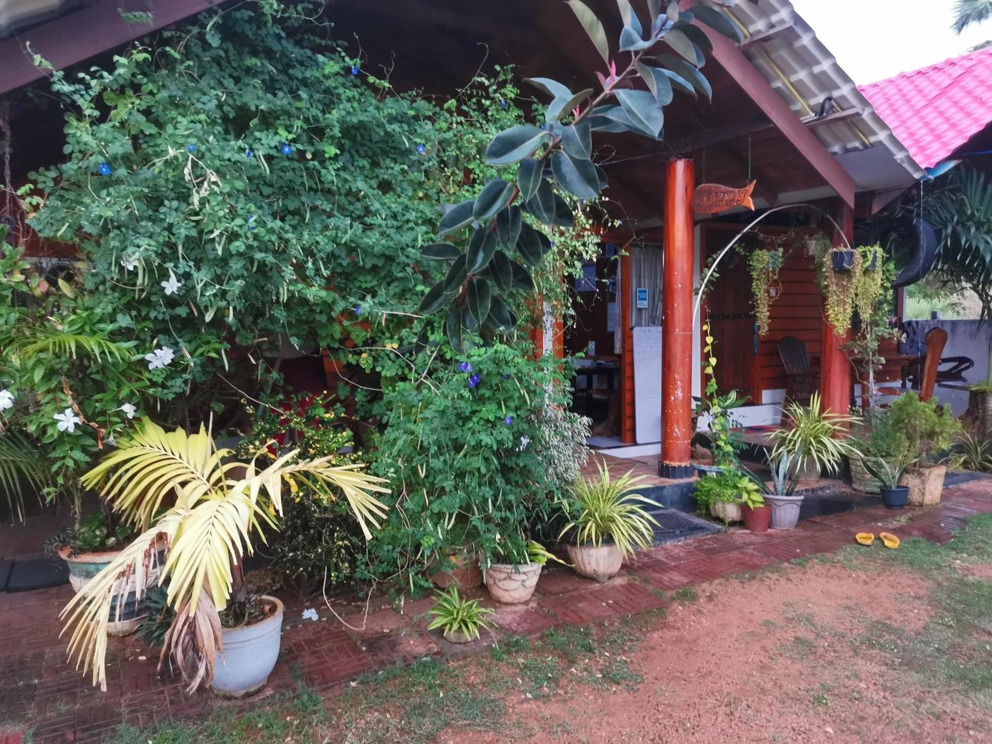 Dot Bey Beach Cabana Trincomalee Kültér fotó